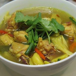 ต้มยำไก่ ใส่ขมิ้น