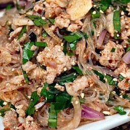 ลาบวุ้นเส้นหมูสับ