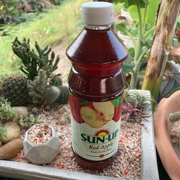 องุ่นแดง