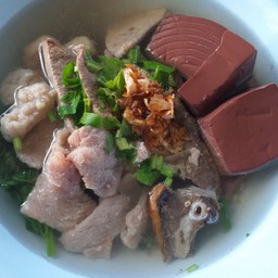 ต้มเลือดหมู