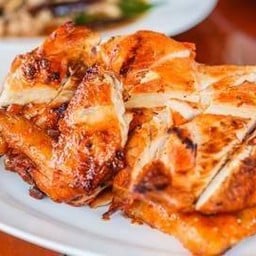 ร้านไก่ย่างวิเชียรเจ๊อิ๋ว (ตลาด20 มิถุนา)