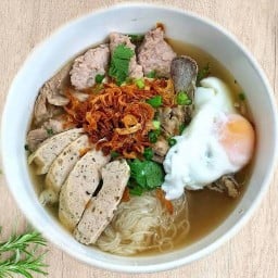 ก๋วยจั๊บญวน ชาติมนตรี ลาดปลาเค้า59