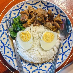 ข้าวหน้าหมูตุ๋น