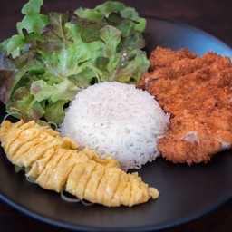 ข้าวหมูทงคัตสึ ไข่เส้น