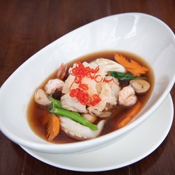 ราดหน้าฮ่องเต้ทะเล