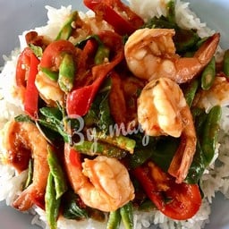 ผัดพริกแกงกุ้ง