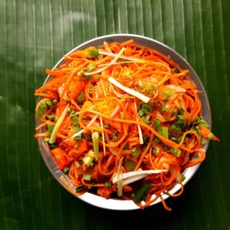 Schezwan Noodles Chicken