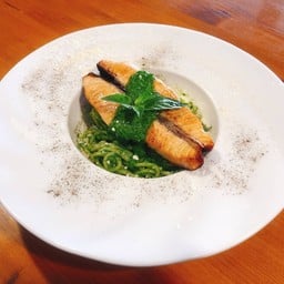 สปาเก็ตตี้เพสโต้ ปลาแซลม่อน