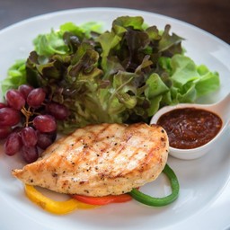 สเต็กอกไก่ซอสอัฟริกัน