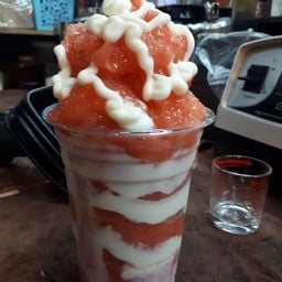 สตอเบอรี่สดโยเกิร์ตปั่น