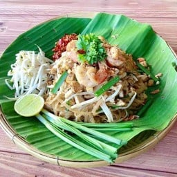 ผัดไทเป๊ะเวอร์ หอพักตะวันฉาย