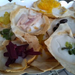 ขนมครกไส้แตก