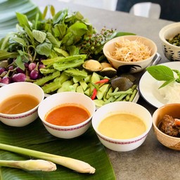ขนมจีนยกซด ถนนจันทน์