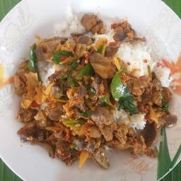 เจ๊สุตามสั่ง