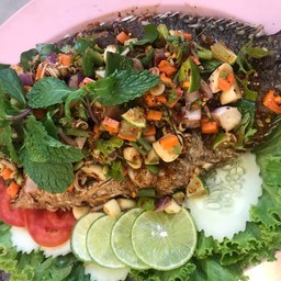 ลาบปลานิลทอด 1ตัว