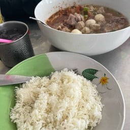 เกาเหลายำพิเศษ
