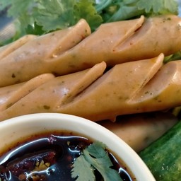 กรอกกระเพราหมู ห๊ะ