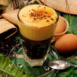 กาแฟไข่สไตล์เวียดนามร้อน