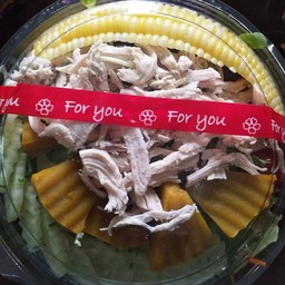 สลัดผักอกไก่