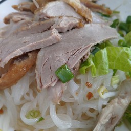 เล็กแห้ง