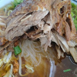 เส้นเล็กน้ำเป็ดตุ๋น