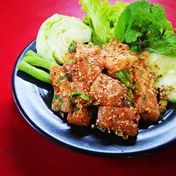 ยำแซลมอน