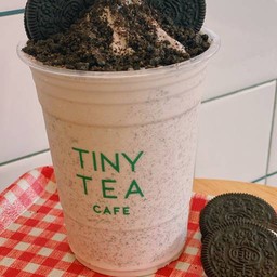 White choc oreo frappe