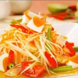 ร้านยำแหลกกระแทกปาก-ห้วยใหญ่