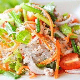 เดย์ลี่ยำแซ่บ