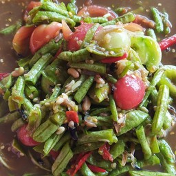 ร้านส้มตำตีนไก่ แม่ประยูร