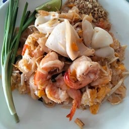 เจ๊ตุ๊ก ผัดไทย หอยทอด อร่อยเหาะ