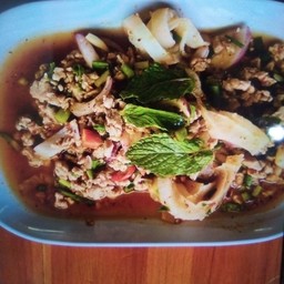 ลาบเนื้อ