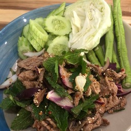 ลาบเนื้อ