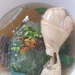 ก๋วยเตี๋ยวน่องไก่