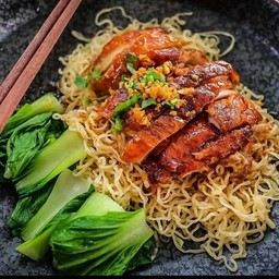 บะหมี่เป็ดย่าง