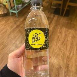 น้ำดื่มแก้วแกงใต้