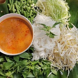 ข้าวเหนี่ยวหมูแถมฟรีน้ำจิ้มแจ่ว เคหะฉลองกรุง โซน6ซอย2แยก13