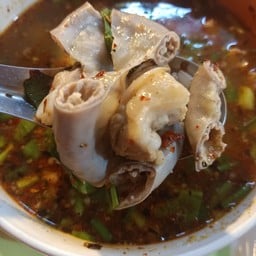 ต้มแซ่บกระดุูกอร่วมรวมเครื่องใน