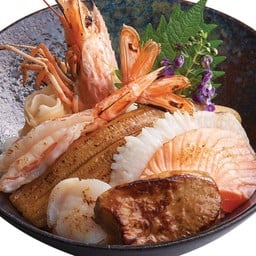 ข้าวหน้าปลาดิบยางพิเศษ