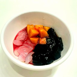 มันลูกชิดเฉาก๊วยน้ำแดง