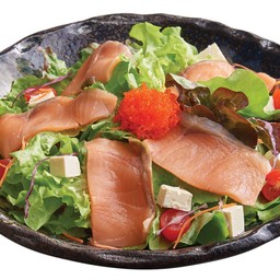 สลัดปลาแซลมอนรมควัน