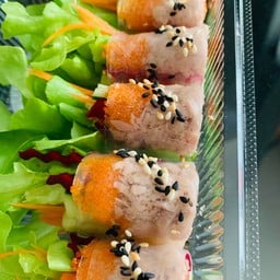 สลัดโรล ทูน่าไข่กุ้ง