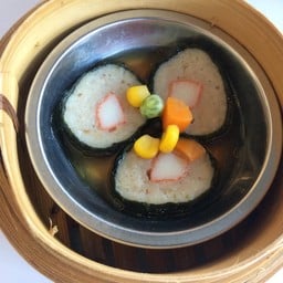 สาหร่ายห่อหมูปูอัด