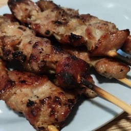 หลังบ้านหมูปิ้ง