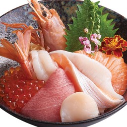 ข้าวหน้าปลาดิบรวมพิเศษ