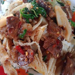 ป้าชูต้มแซ่บเนื้อ