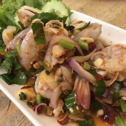 กุ้งพล่า