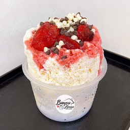 บิงซูนมสดสตอเบอร์รี่ดับเบิ้ลช็อคโกแลตชิพ