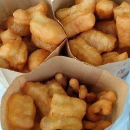 จิ๊กโก๋ เมืองทอง