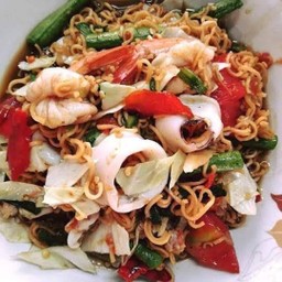 ตำมาม่าทะเล